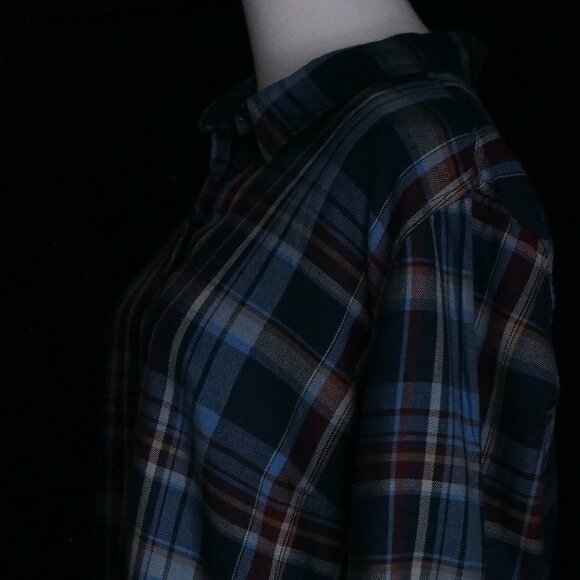 Northern Reflections | Plaid Shirt w Long Roll-Up Sleeves - Picture 5 of 7